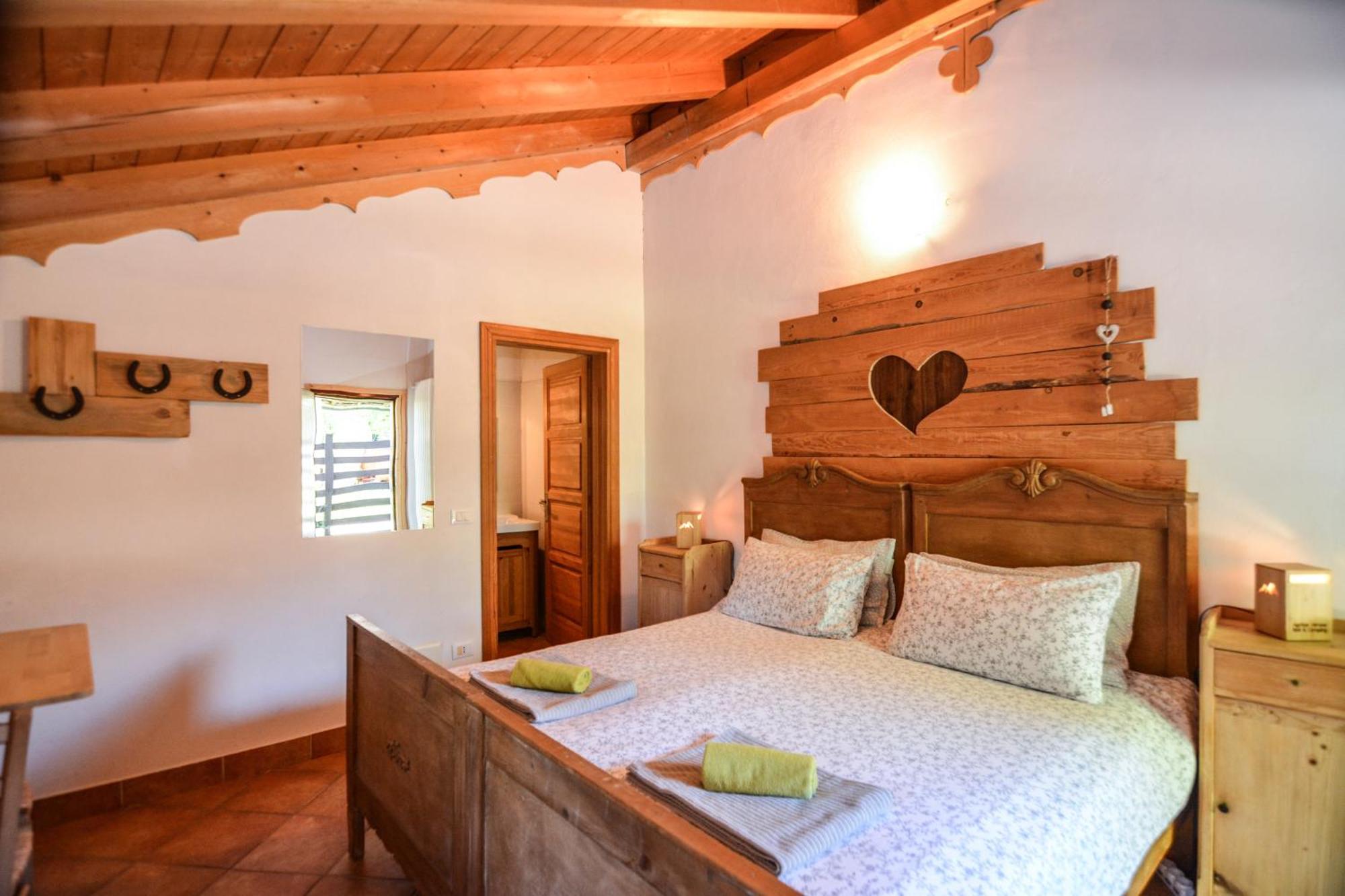 Agritur Airone Bed & Camping Levico Terme Pokój zdjęcie