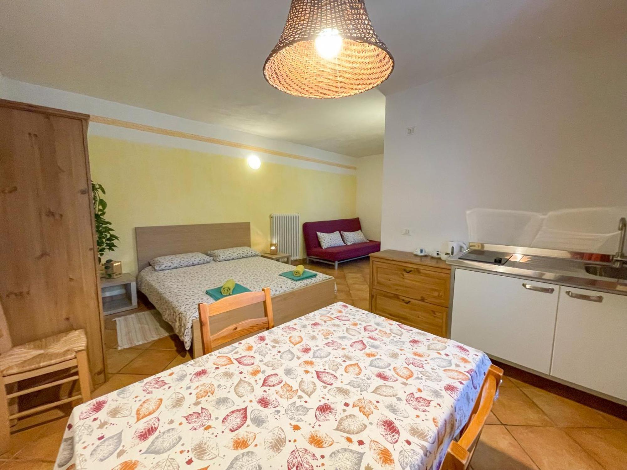 Agritur Airone Bed & Camping Levico Terme Pokój zdjęcie
